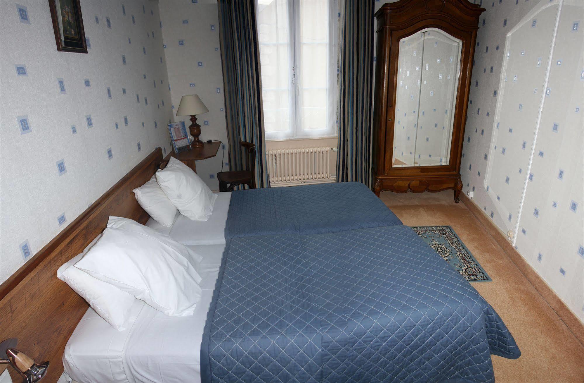 Le Relais Des Templiers Hotel Beaugency Exterior foto