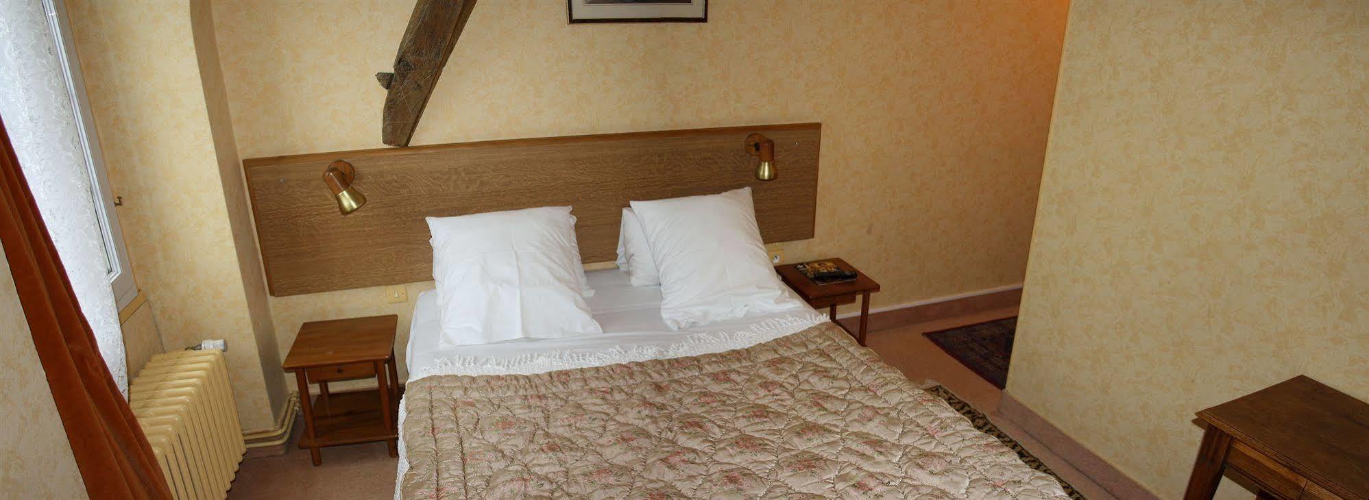 Le Relais Des Templiers Hotel Beaugency Exterior foto